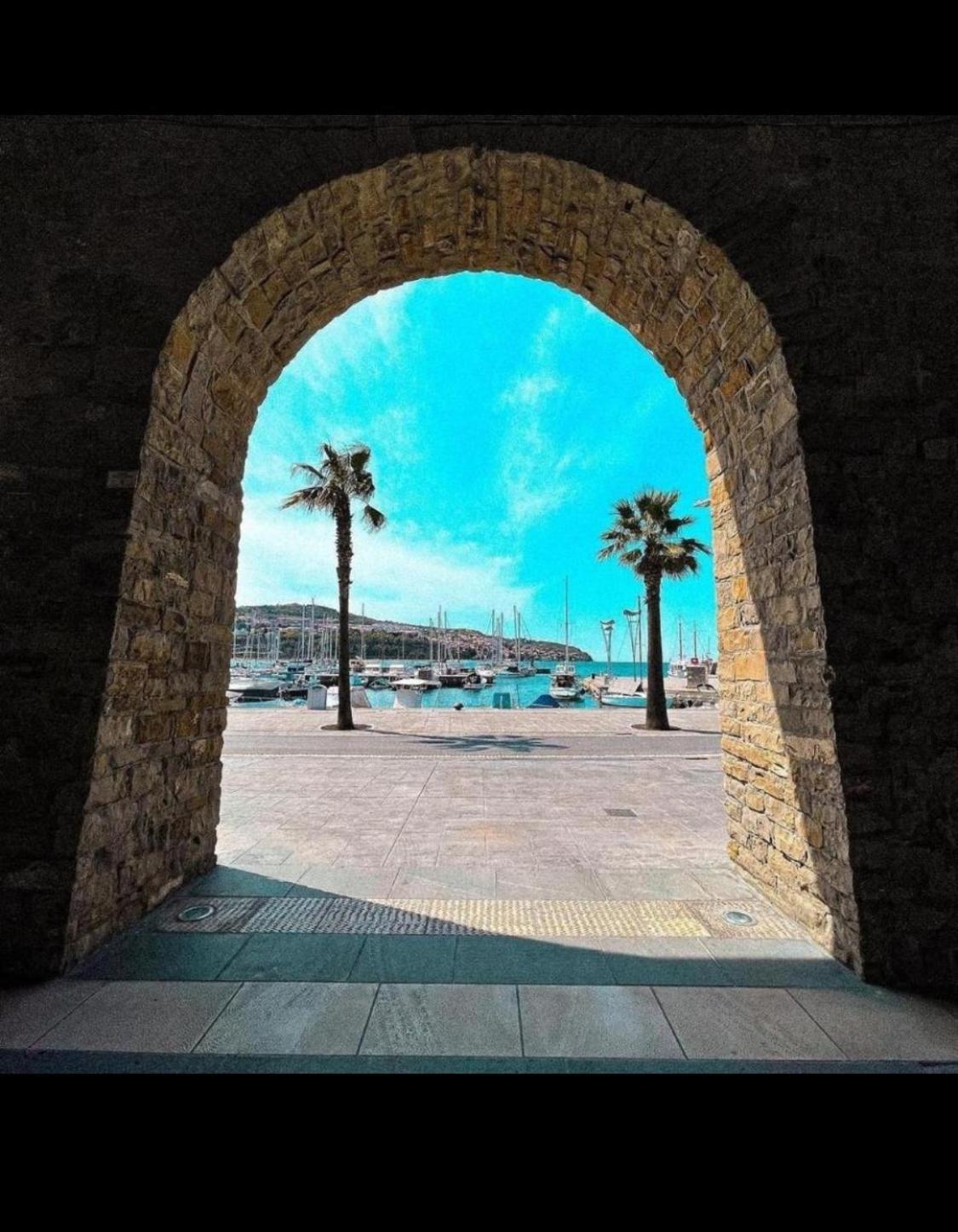 Apartma Ella Capodistria Esterno foto