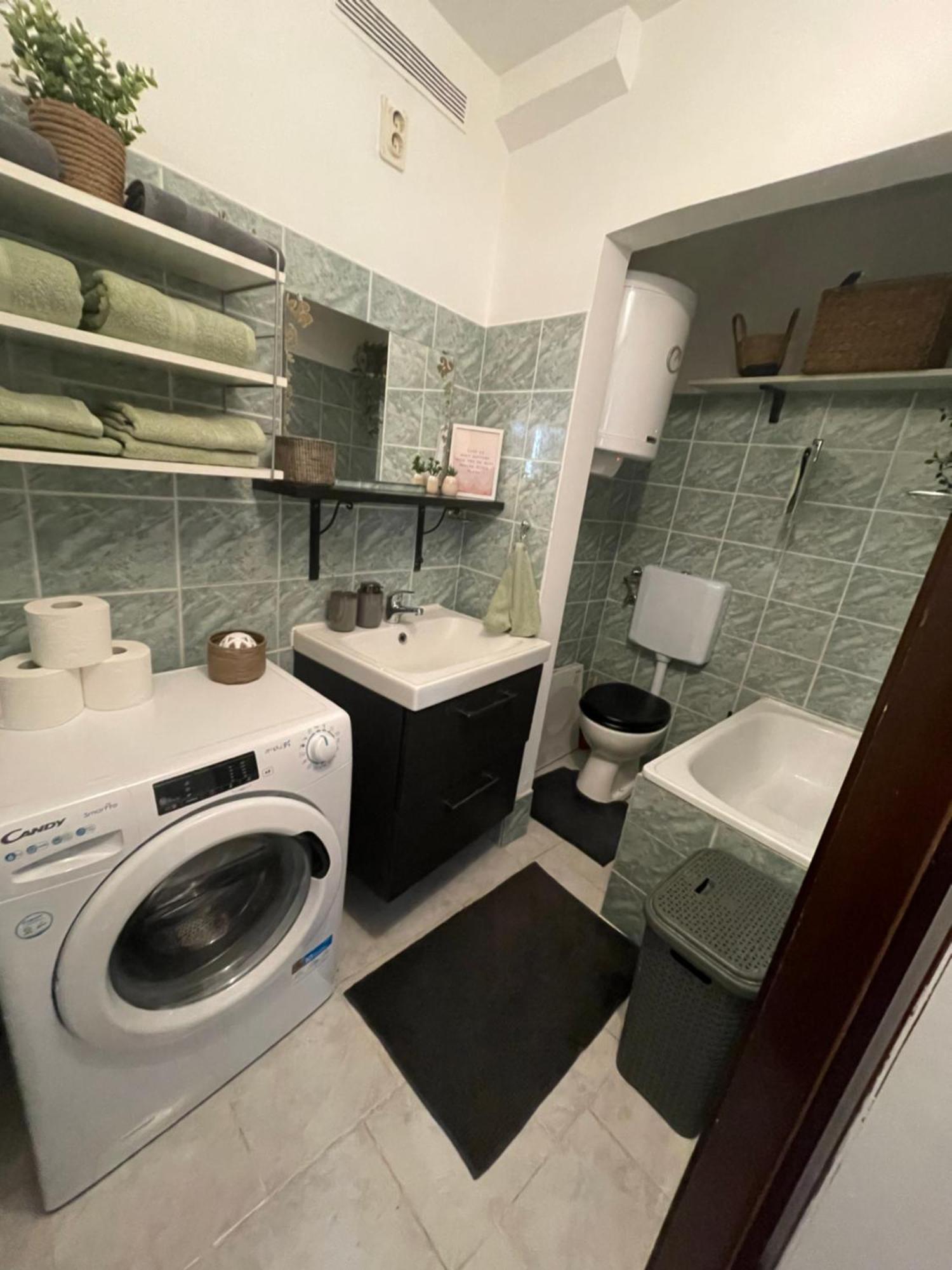 Apartma Ella Capodistria Esterno foto