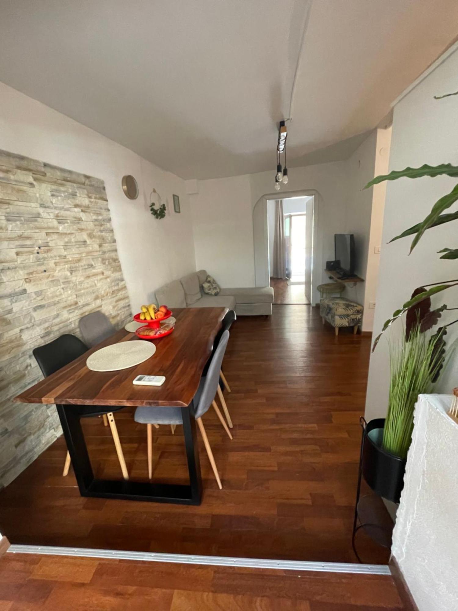 Apartma Ella Capodistria Esterno foto